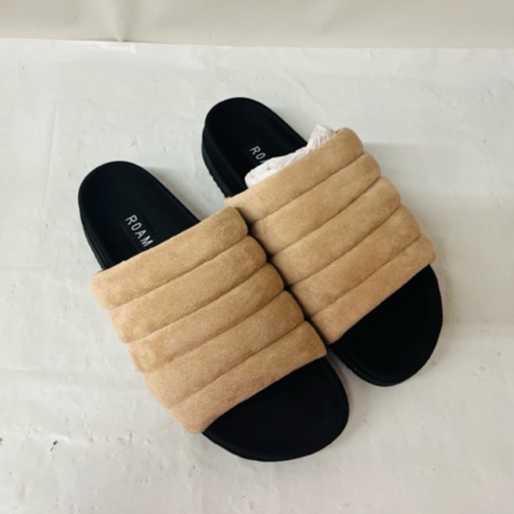 ROAM Pillar Sandals in Beige, Women's Size 40- NEW IN BOX